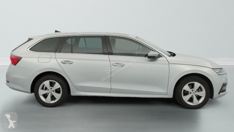Véhicule utilitaire Skoda Combi