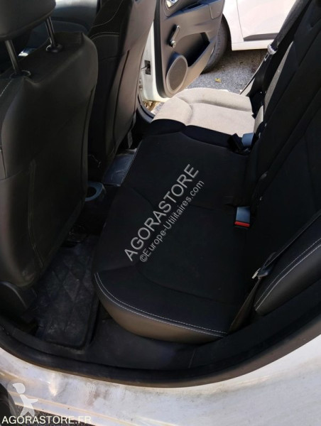 Veículo utilitário Renault CLIO