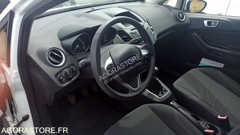 Veículo utilitário Ford FIESTA