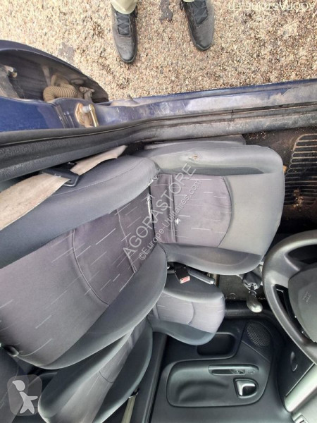 Veículo utilitário Renault clio2