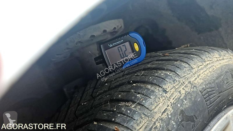 Veículo utilitário Renault CLIO