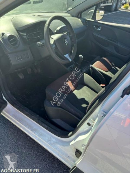 Veículo utilitário Renault CLIO