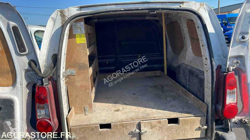 Veículo utilitário Citroën BERLINGO