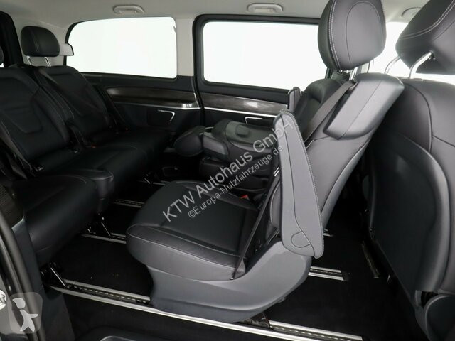 Furgoneta Mercedes EQV 300...
