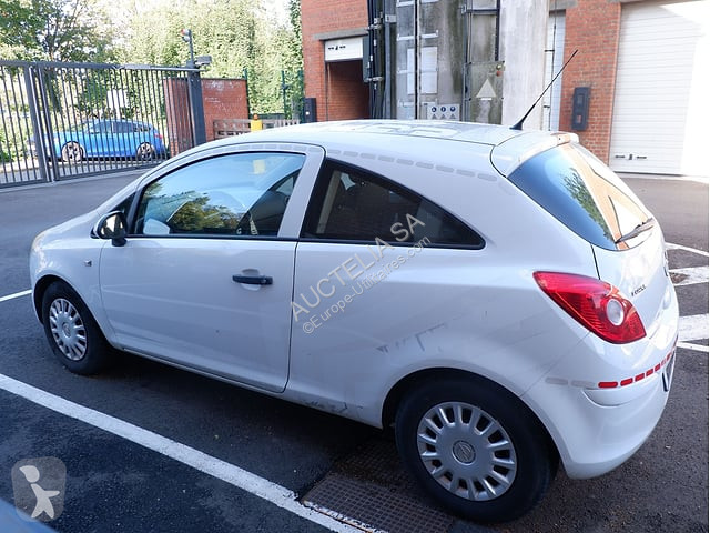 Veículo utilitário Opel