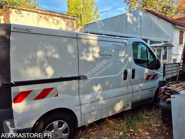 Veículo utilitário Renault TRAFIC