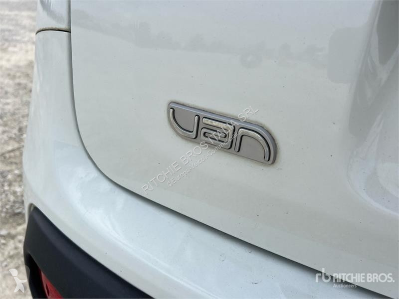 Veículo utilitário Fiat Cargo Van