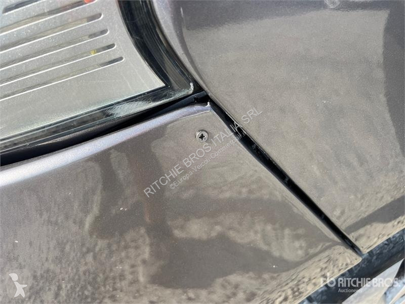 Veículo utilitário Renault 9 Passenger Van