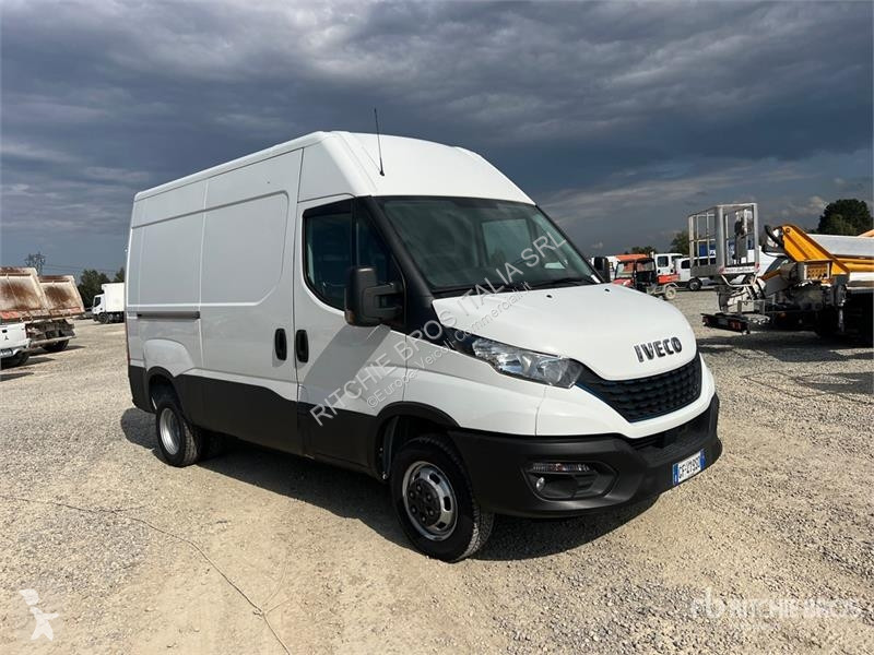 Veículo utilitário Iveco 35C14NV 3520 H2 BLE P....