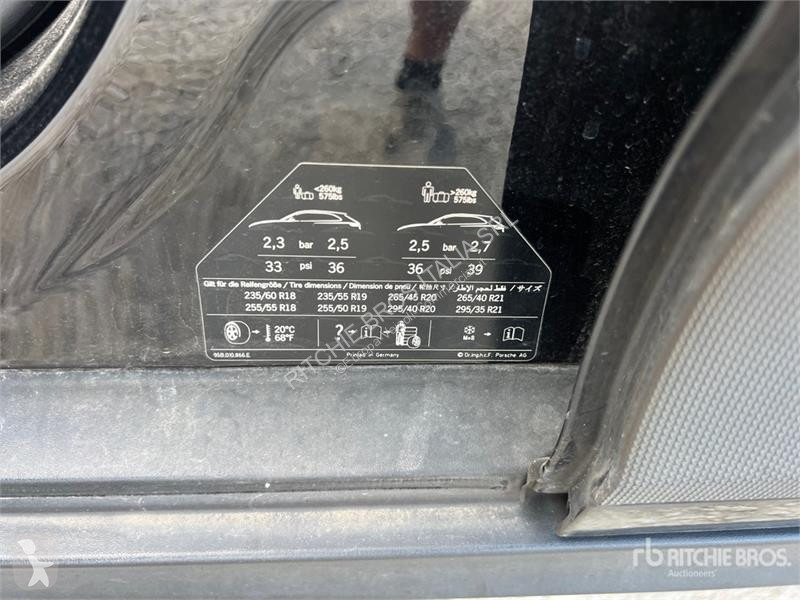Veículo utilitário Porsche SUV