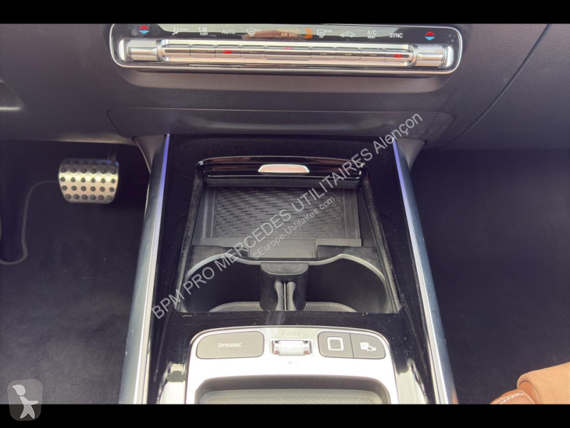 Veículo utilitário Mercedes GLA 200 d 150ch AMG...