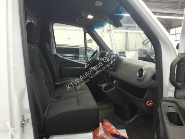 Veículo utilitário Mercedes Sprinter 317...