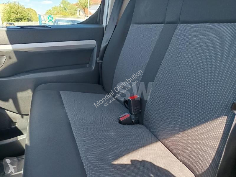 Véhicule utilitaire Toyota      2.0d D4D 180...