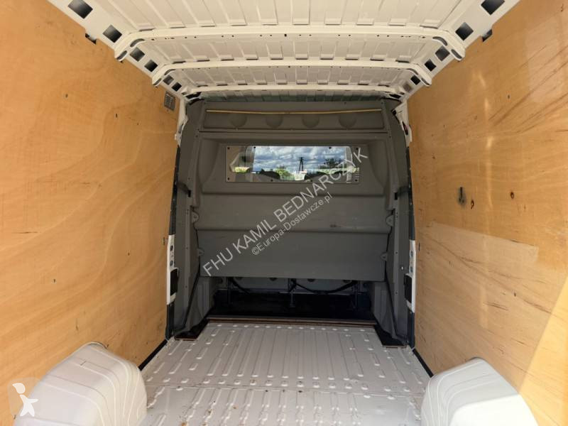 Véhicule utilitaire Citroën L3H2 130