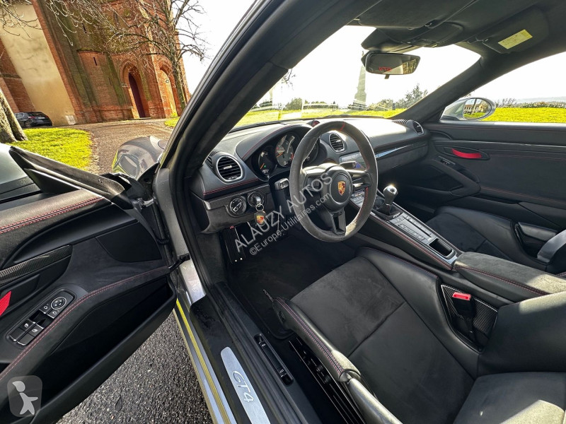 Veículo utilitário Porsche 718 4.0 420CH GT4