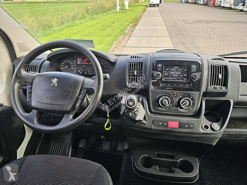 Véhicule utilitaire Peugeot 2.0 Kipper Airco...