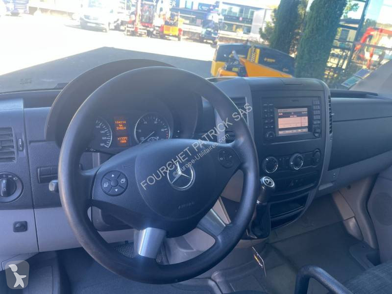 Véhicule utilitaire Mercedes 216 CDI