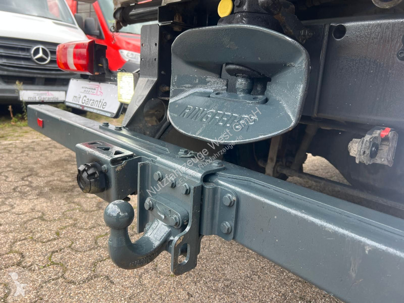 Véhicule utilitaire Mercedes 823*Meiller...
