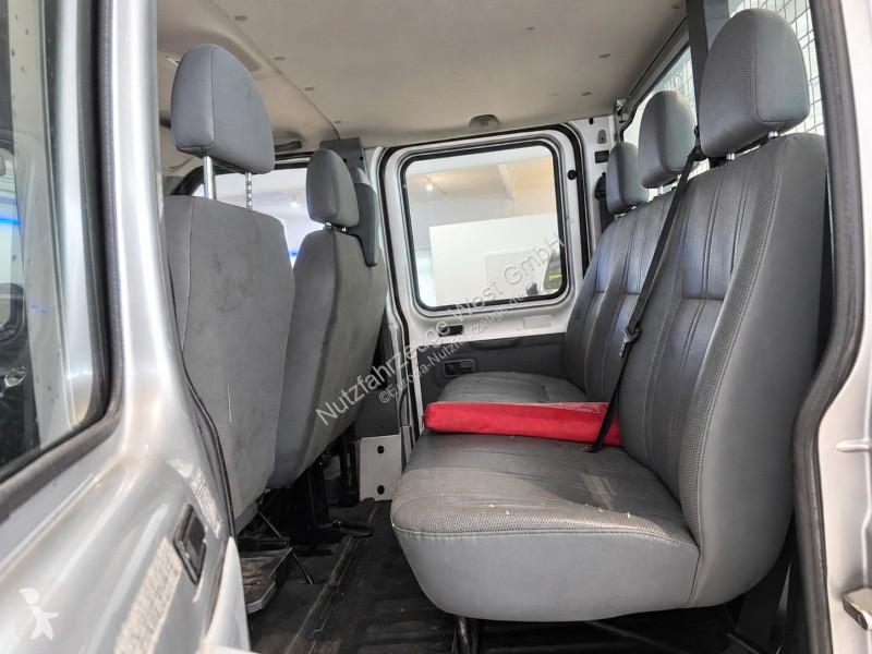 Véhicule utilitaire Ford Pritsche DoKa *Benzin*...