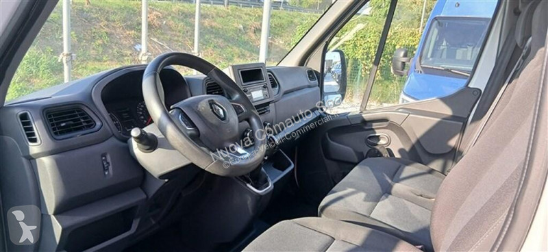 Užitkové vozidlo Renault III 2019