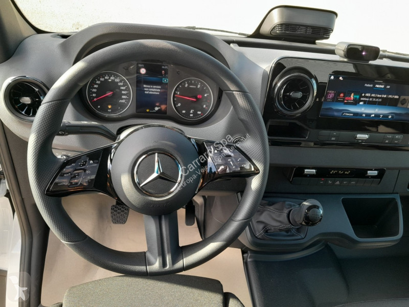 Véhicule utilitaire Mercedes Telaio Traz. Post