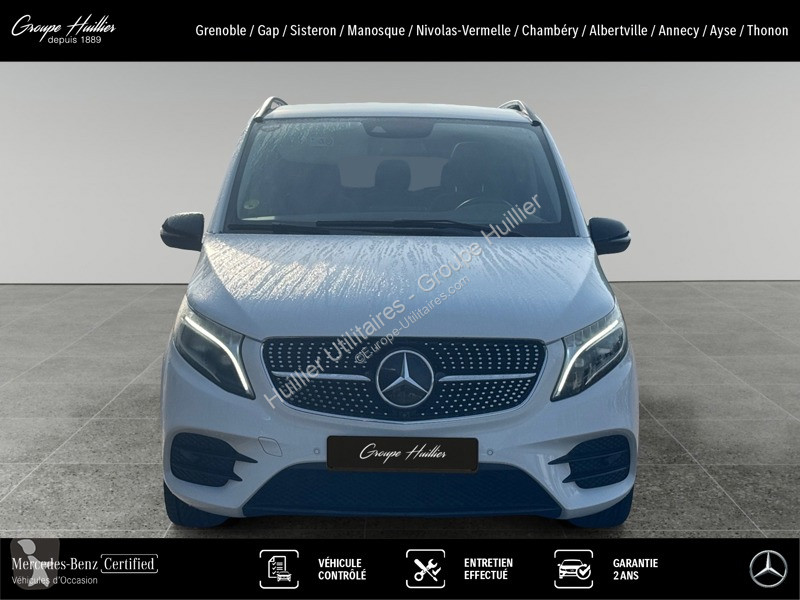 Véhicule utilitaire Mercedes 300 d 4MATIC...