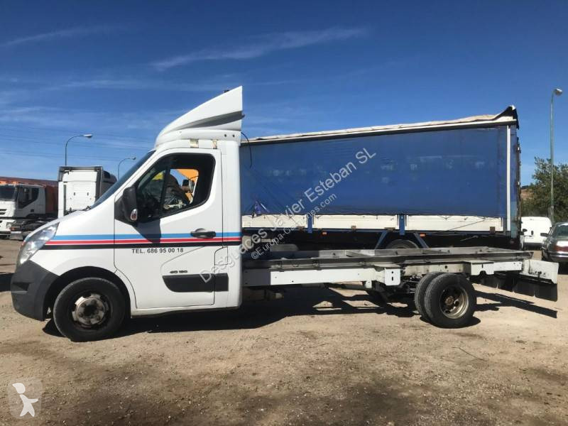 Véhicule utilitaire Renault 150.35