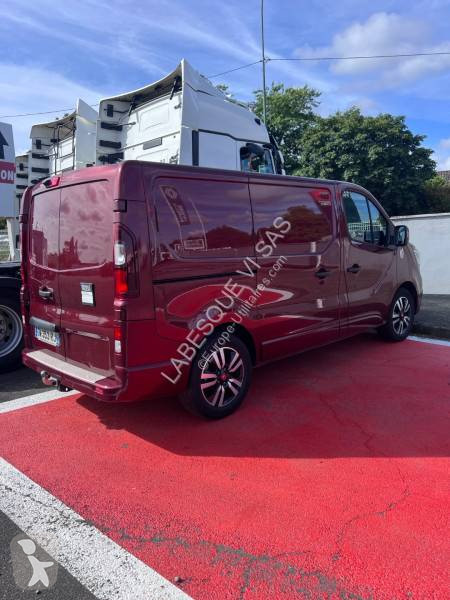 Véhicule utilitaire Renault TRAFIC III (2) 2.0...