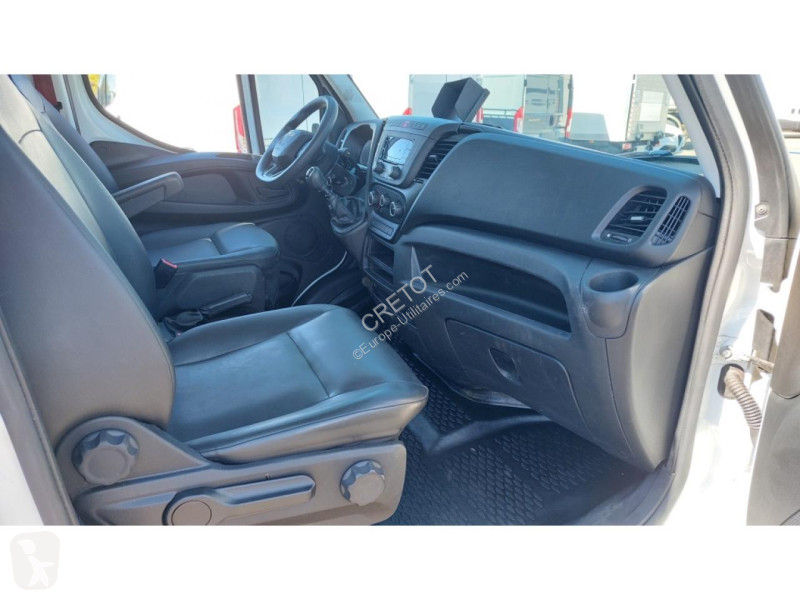 Veicolo commerciale Iveco 35S14