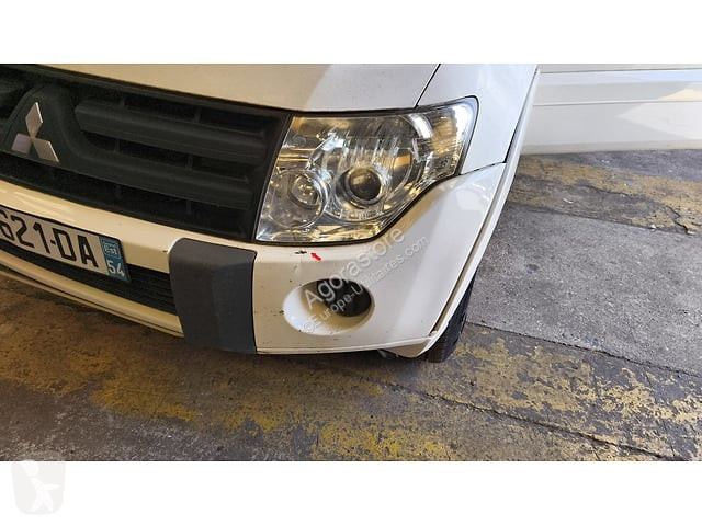 Véhicule utilitaire Mitsubishi PAJERO