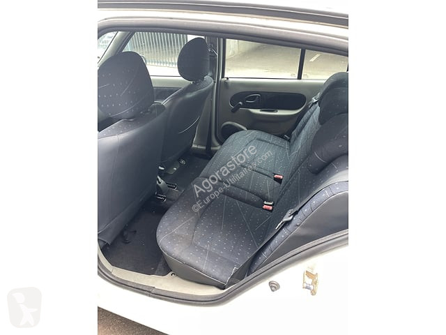 Véhicule utilitaire Renault CLIO