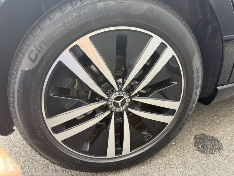 Véhicule utilitaire Mercedes Classe A 180 7G-DCT