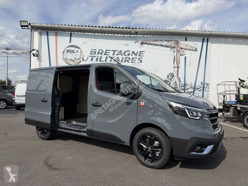 Furgoneta Renault TRAFIC III FG L1H1 3T 2.0...