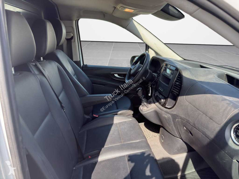 Veicolo commerciale Mercedes III 110 - 110 cdi...