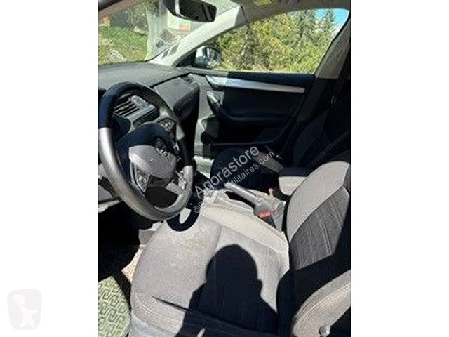 Skoda OCTAVIA van