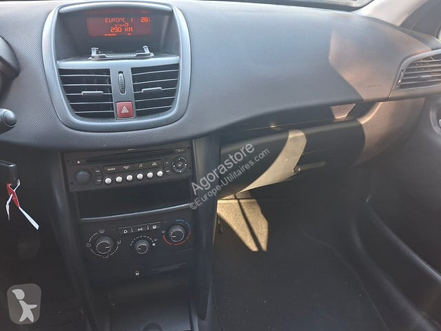 Peugeot 207 van