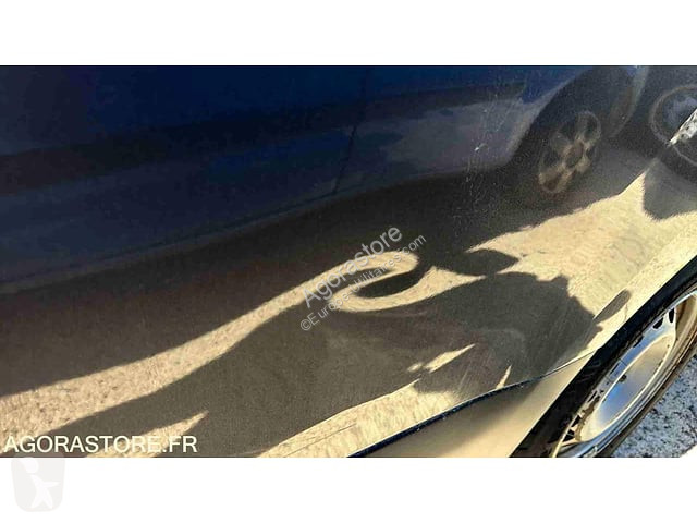 Коммерческий автомобиль