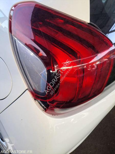 Samochód dostawczy Peugeot 108