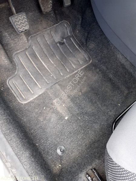 Samochód dostawczy Peugeot 107