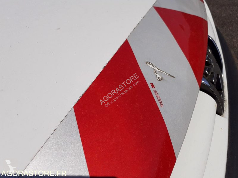 Samochód dostawczy Peugeot PARTNER