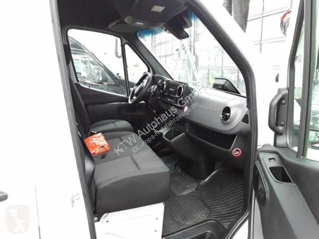 Samochód dostawczy Mercedes Sprinter 317...