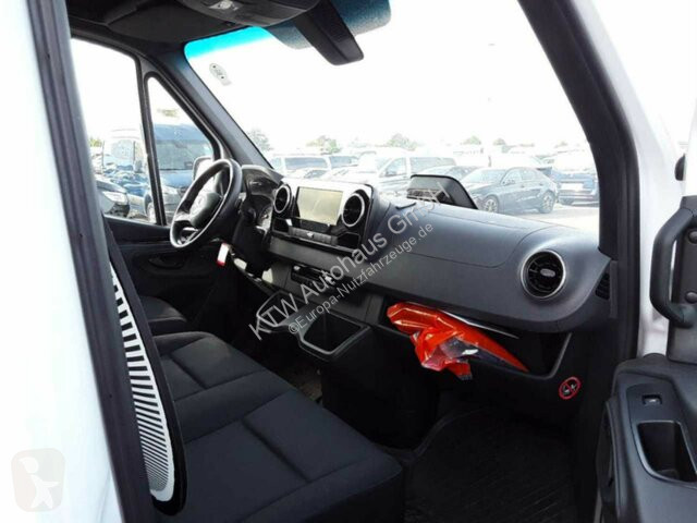 Samochód dostawczy Mercedes Sprinter 317...