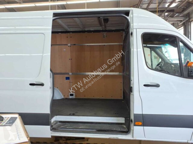 Samochód dostawczy Mercedes Sprinter 317...