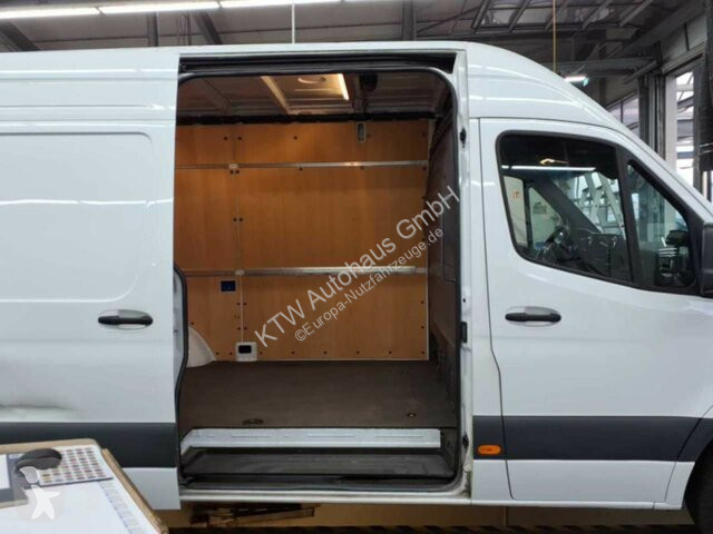 Samochód dostawczy Mercedes Sprinter 317...