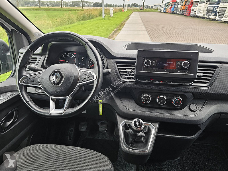Autoutilitară Renault 2.0 DCI L2H1 Airco Trekhaak