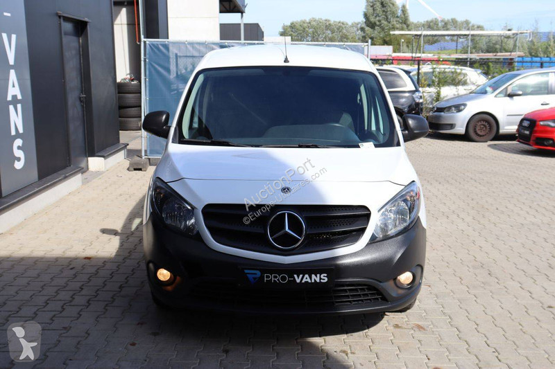 Nyttofordon Mercedes