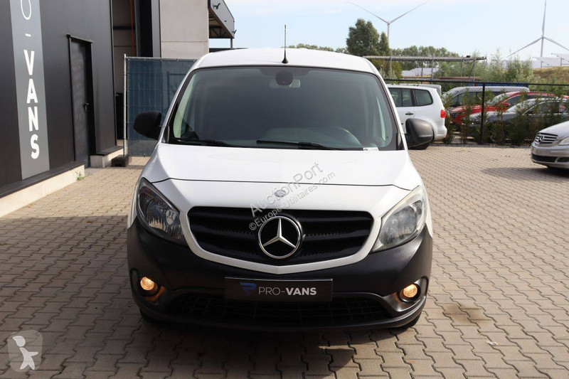 Nyttofordon Mercedes 109 CDI