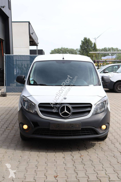Nyttofordon Mercedes