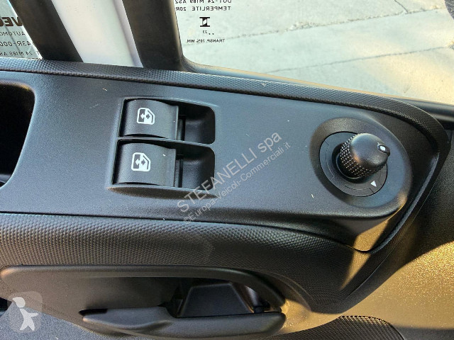 Nyttofordon Iveco DAILY 35S14 V