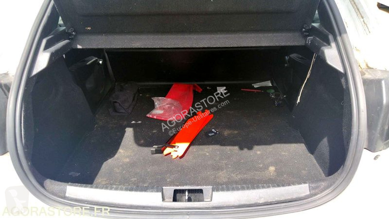 Nyttofordon Peugeot 208